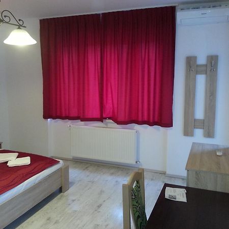 Downtown Apartment Miszkolc Zewnętrze zdjęcie